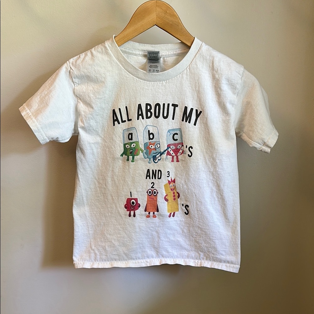 Gildan White Short Sleeve Tee with alphablocks/ numberblocks graphics